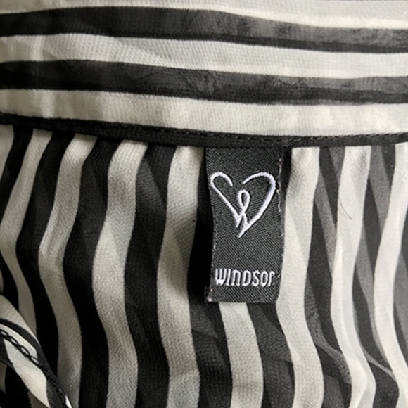 Windsor Attached Tie Accent Striped Sheer Top Sz L - Picture 8 of 8